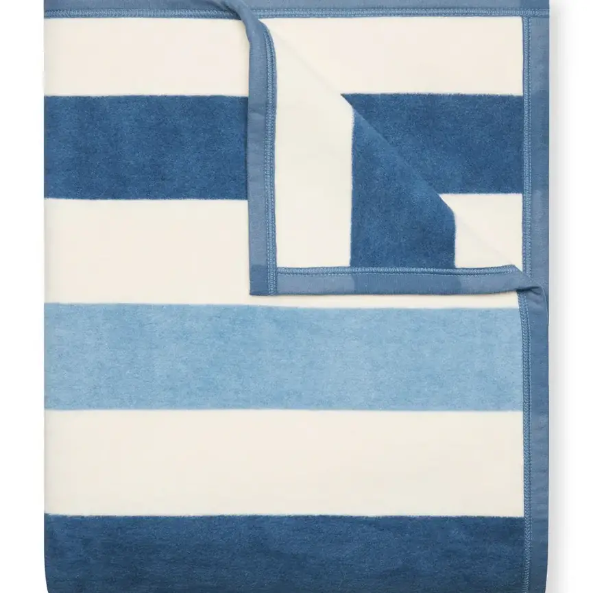 Brant Point Blues Blanket Original 60 x 80