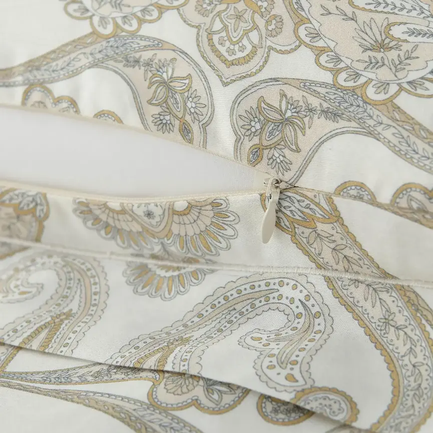 PA Classic Printed Paisley Pearl Duvet