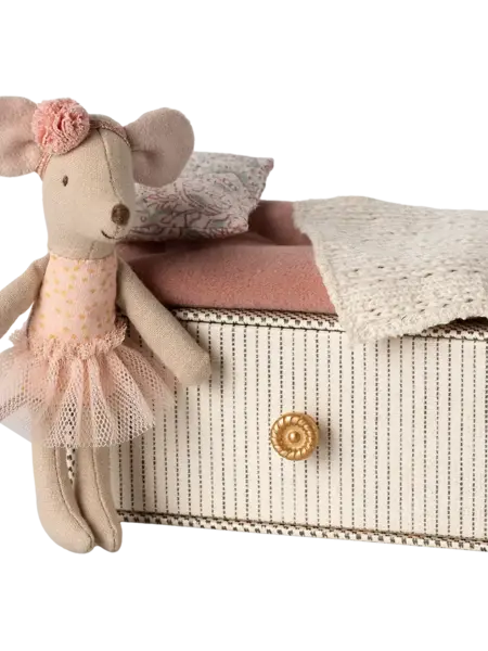 Maileg Dance Mouse in Daybed, Little Sister