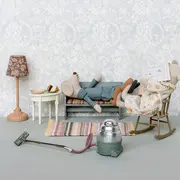 Maileg Bench, Mouse- Vintage Off White