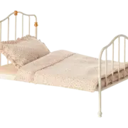 Vintage bed, Mouse- Off White