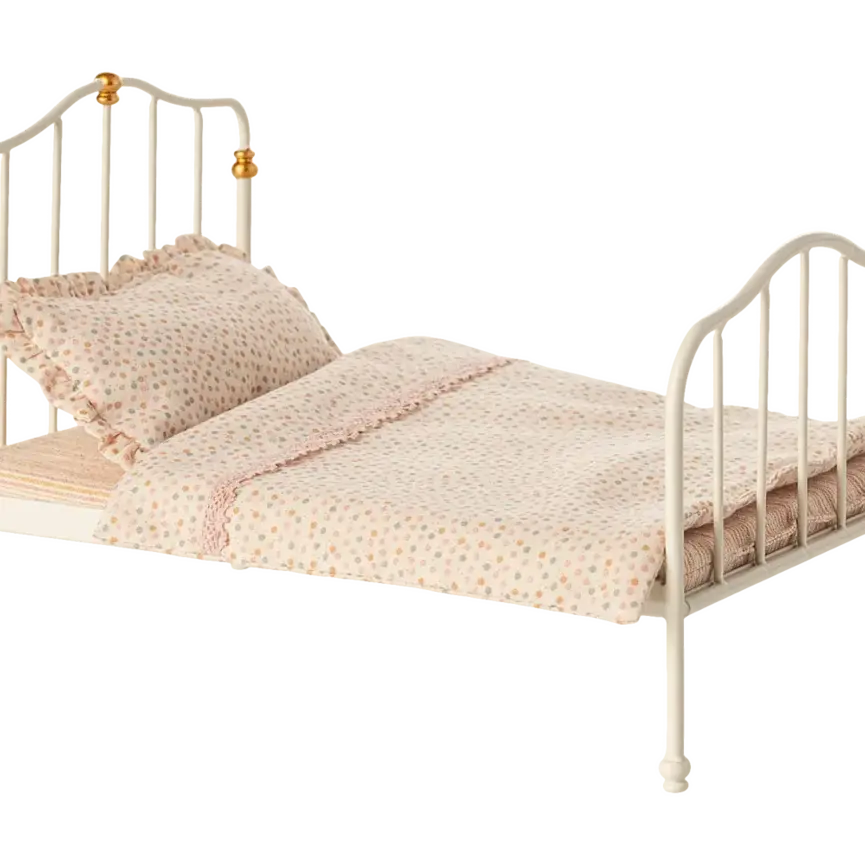 Vintage bed, Mouse- Off White