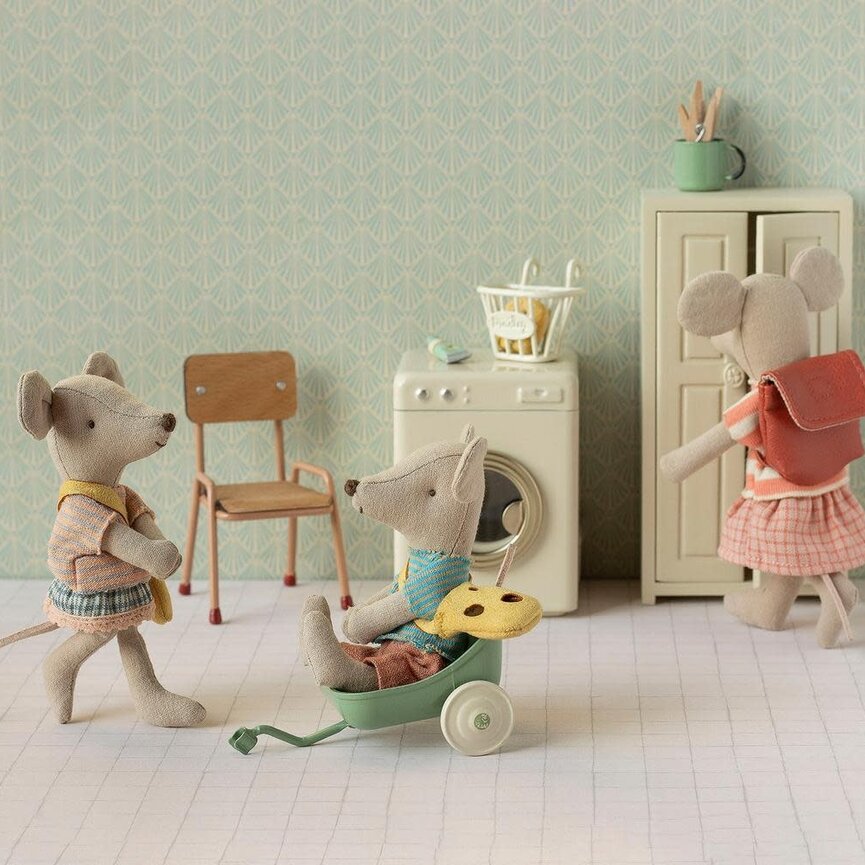 Maileg Little Sister Mouse with bag