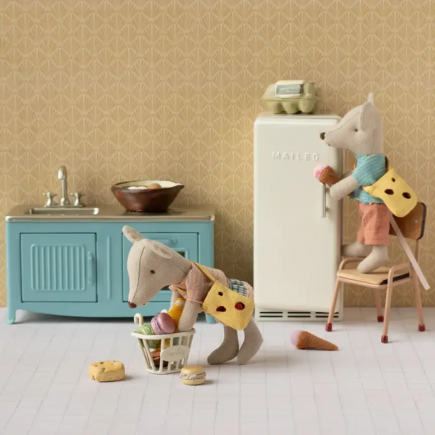 Maileg Little Brother Mouse with bag