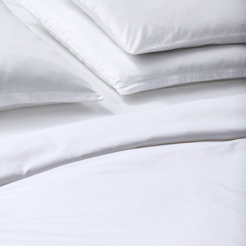 CF Fine Dot Bedding
