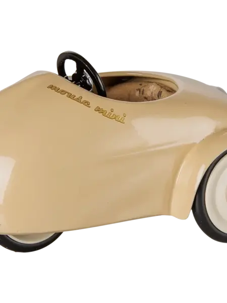 Maileg Car, Mouse- Wheat