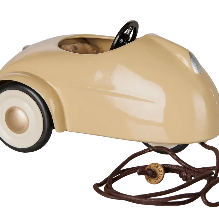 Maileg Car, Mouse- Wheat