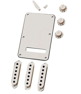 Fender Fender Accessory Kit, Stratocaster®, Parchment