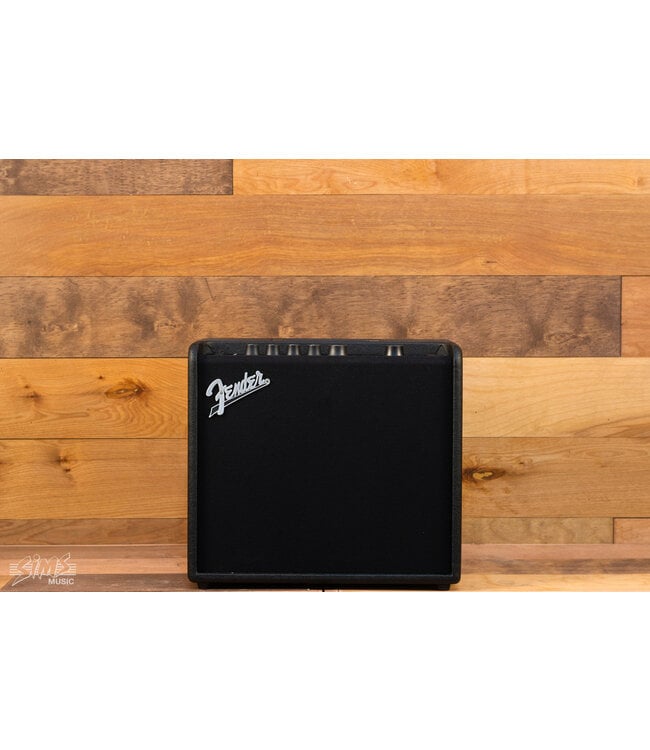 Fender Fender Mustang LT25 Guitar Amp, 120V
