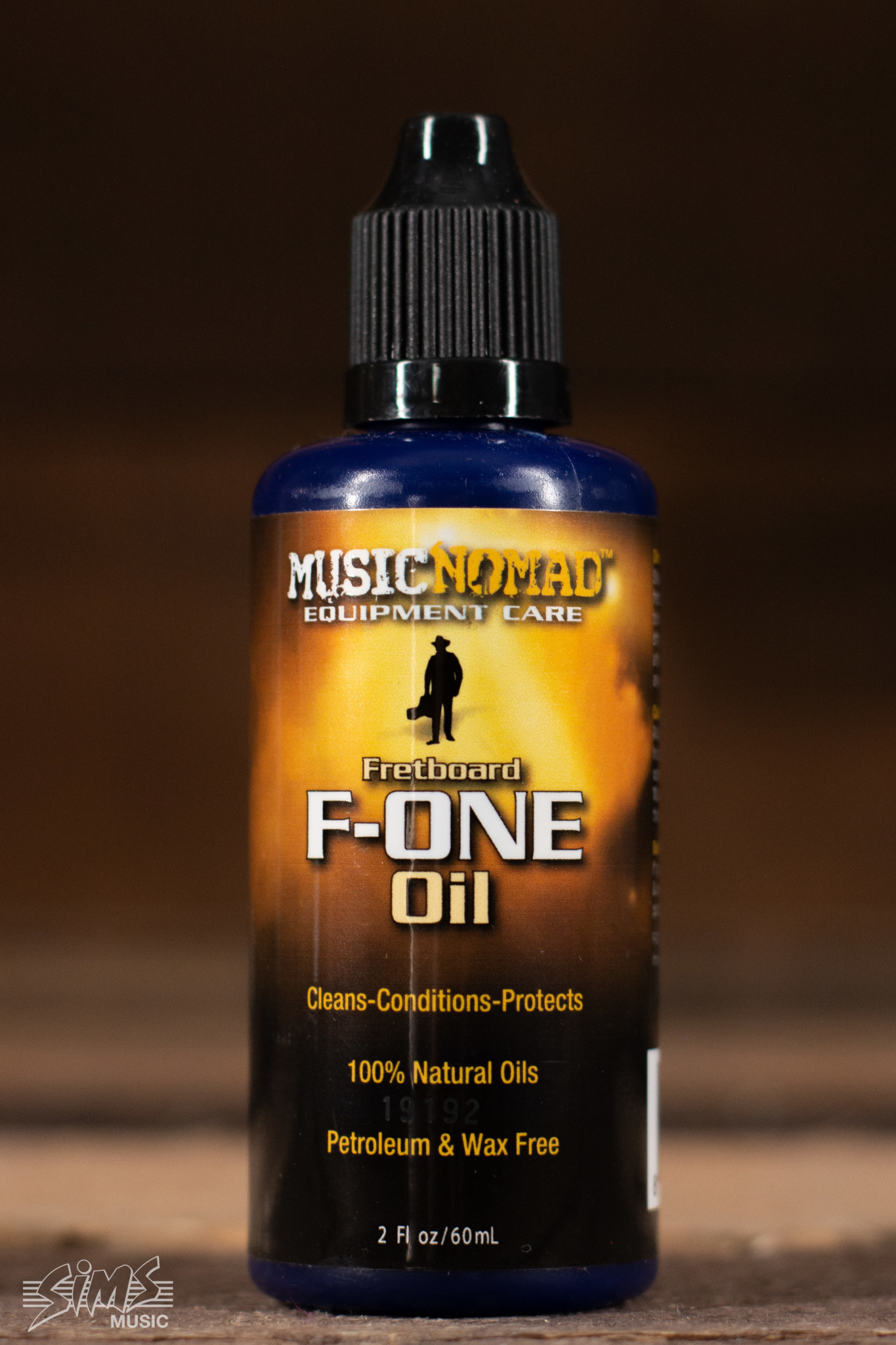 Music Nomad F-ONE Fretboard Oil Cleaner and Conditioner