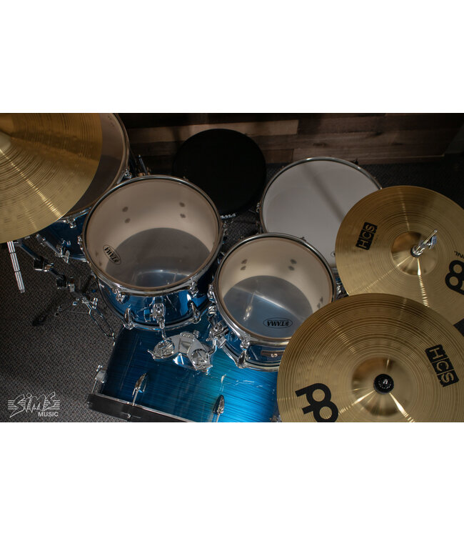 Tama Imperial Star 5-Piece with Hardware and Cymbals, Hairline Blue