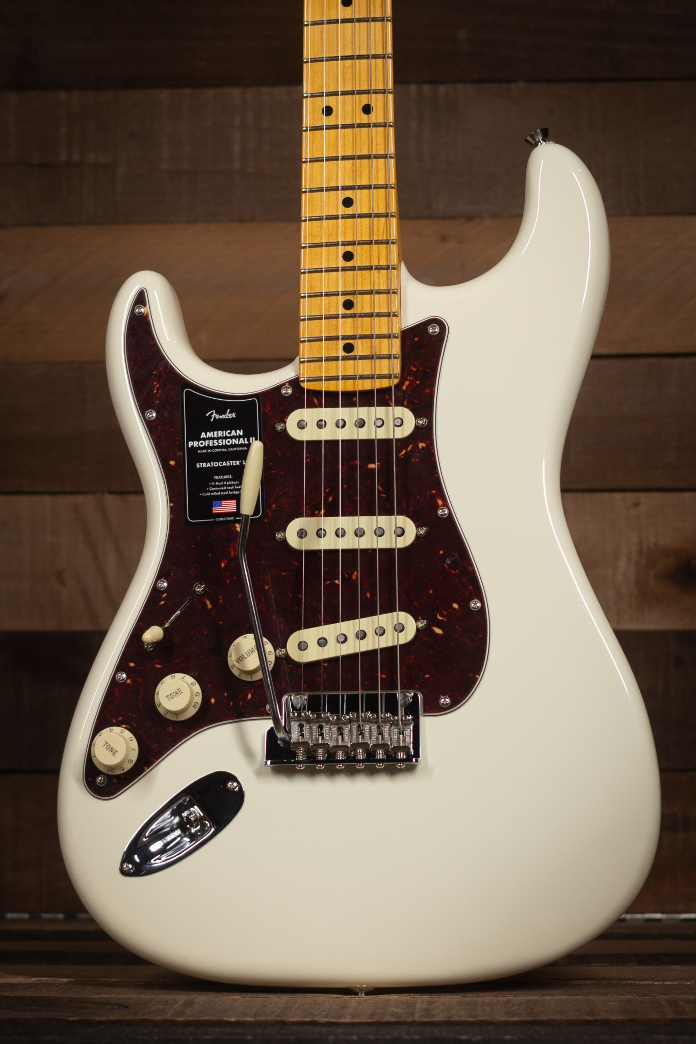 Fender American Professional II Stratocaster® Left-Hand, Maple Fingerboard,  Olympic White