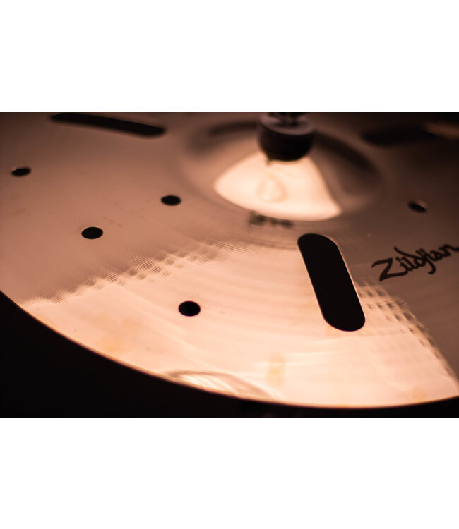 Zildjian 18" A Custom EFX Crash Cymbal, Brilliant Finish