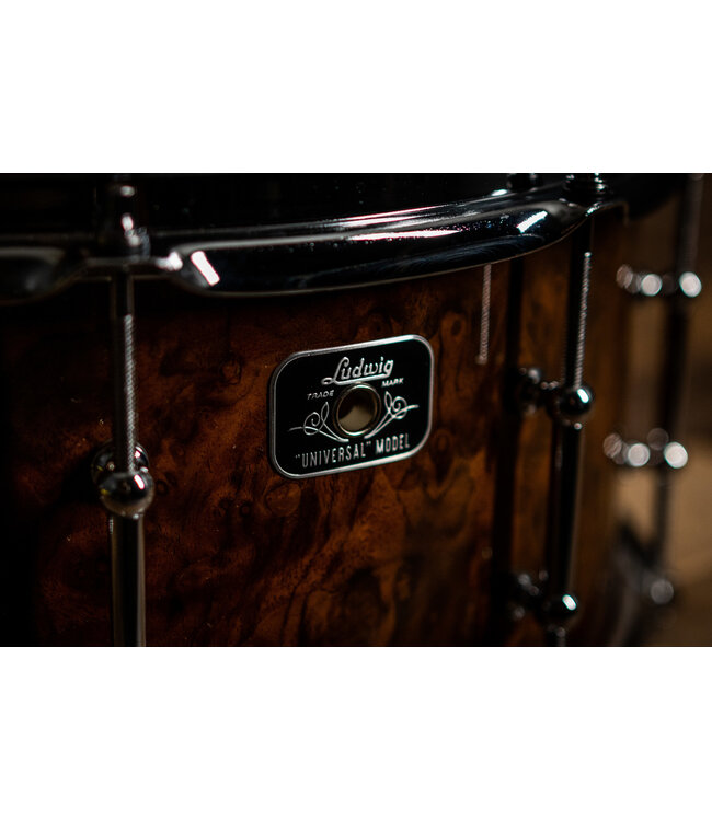Ludwig 14" x 6.5" Universal Walnut Snare Drum