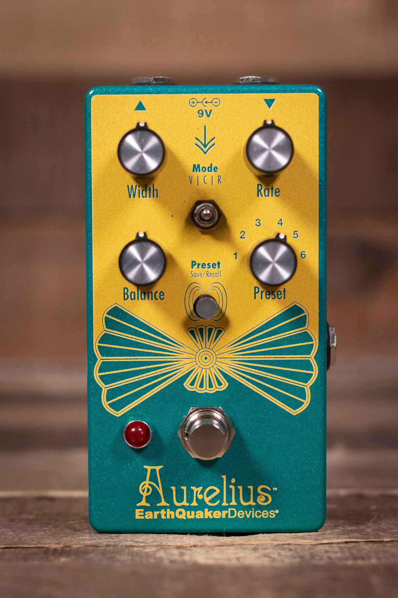 EarthQuaker Devices Aurelius Tri-Voice Chorus - Sims Music