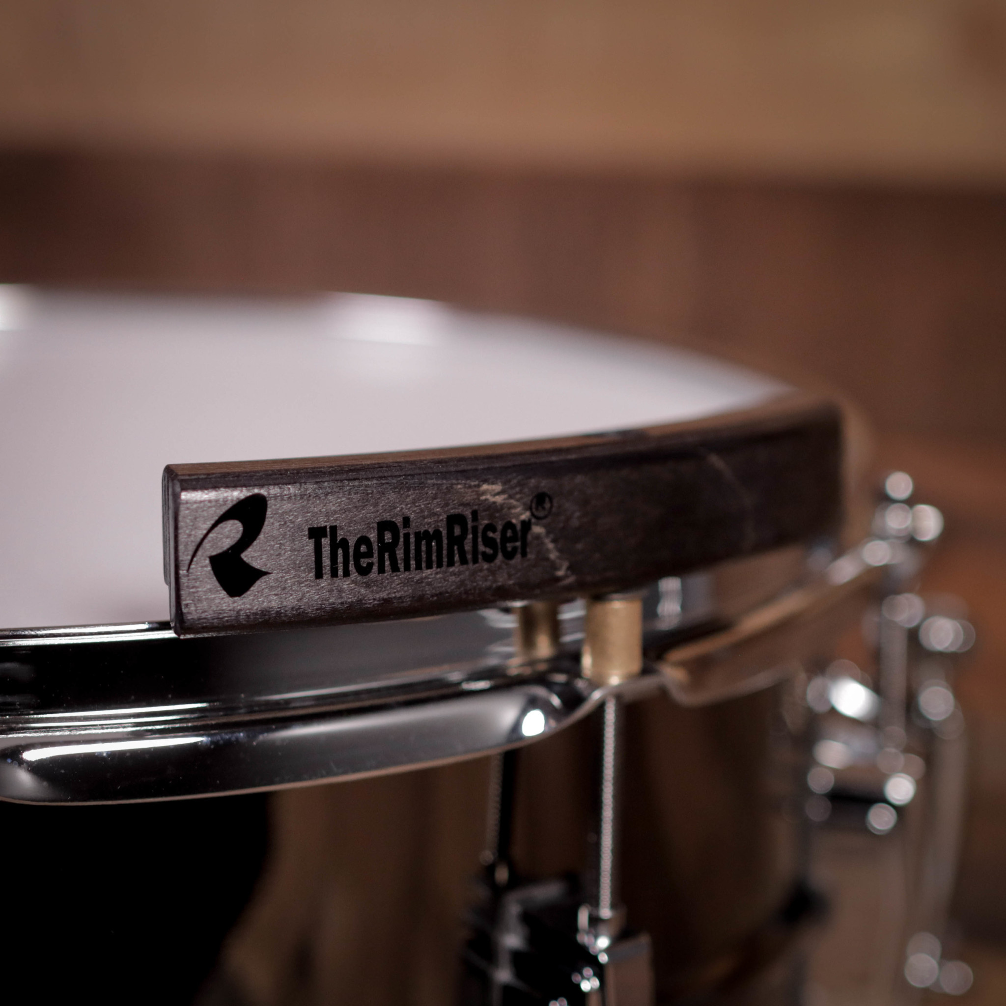 The RimRiser 30-Ply Maple, Stealth Black - Sims Music