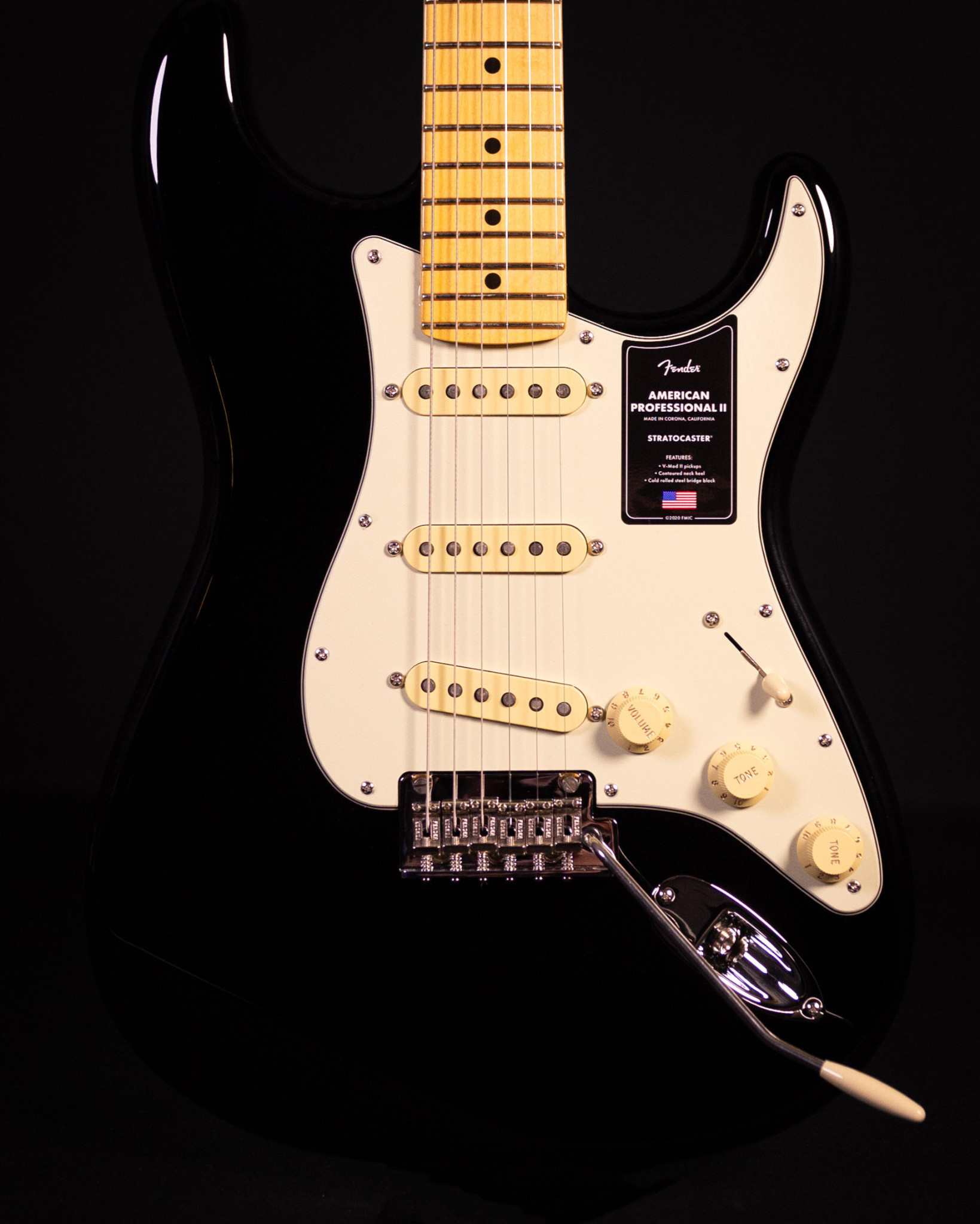 Fender American Professional II Stratocaster®, Maple Fingerboard, Black Fender American Professional II Stratocaster®, Maple Fingerboard, Black