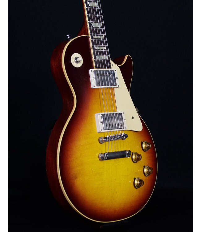 Gibson 1958 Les Paul Standard Reissue Ultra Light Aged, Bourbon Burst - Blem