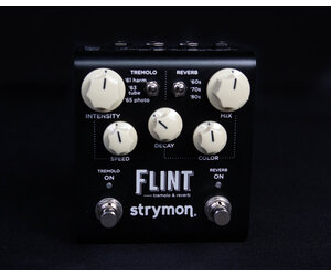 Strymon Strymon Flint V2 Tremolo & Reverb Effects Pedal