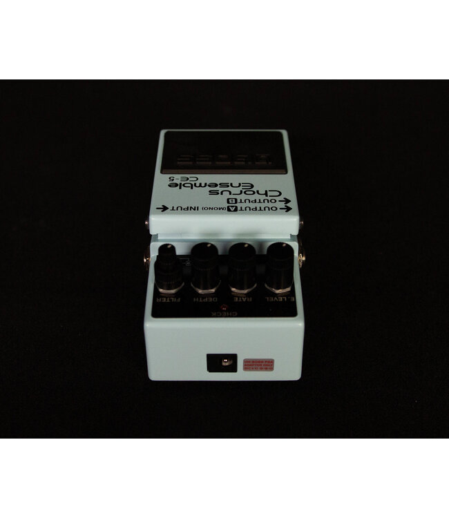 BOSS CE-5 Chorus Ensemble Pedal