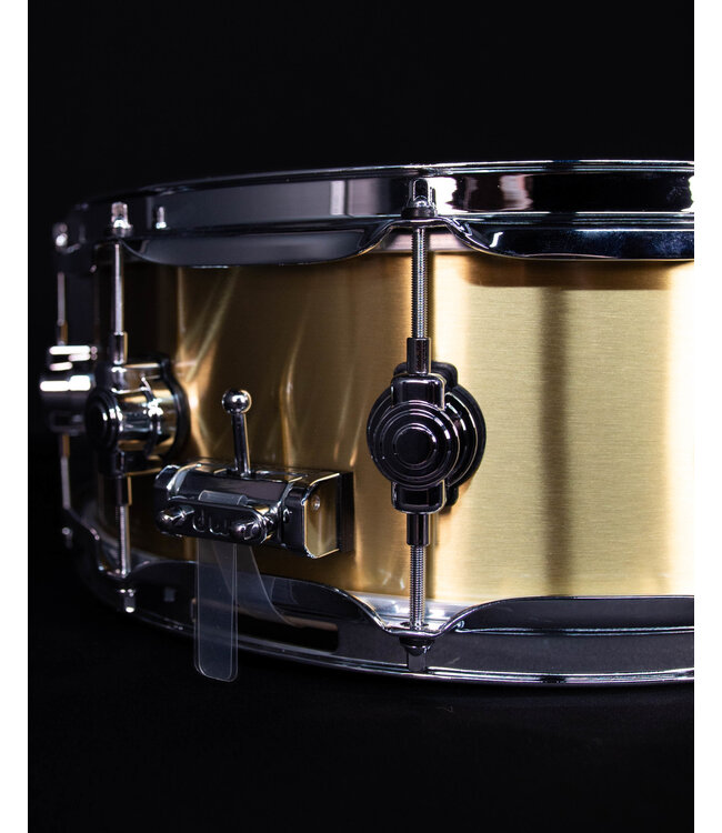 DW 14" x 5.5" Performance Series Thin Brass Snare