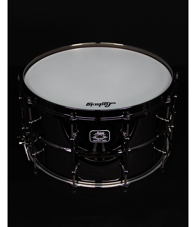Ludwig 8" x 14" Universal Brass Snare Drum, Black Nickel Hardware
