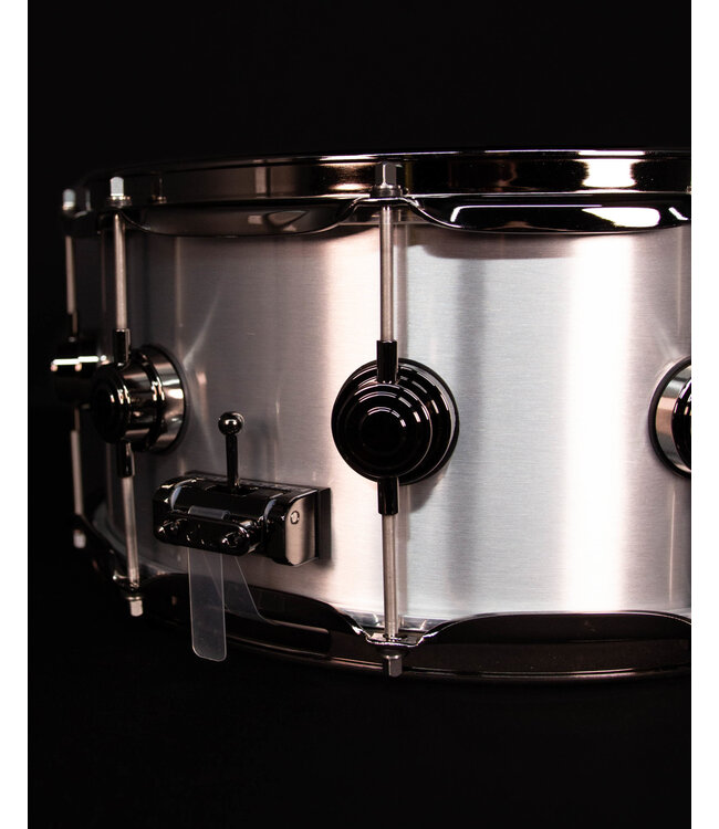 DW 14” x 6.5” 1mm Aluminum Snare, Black Hardware