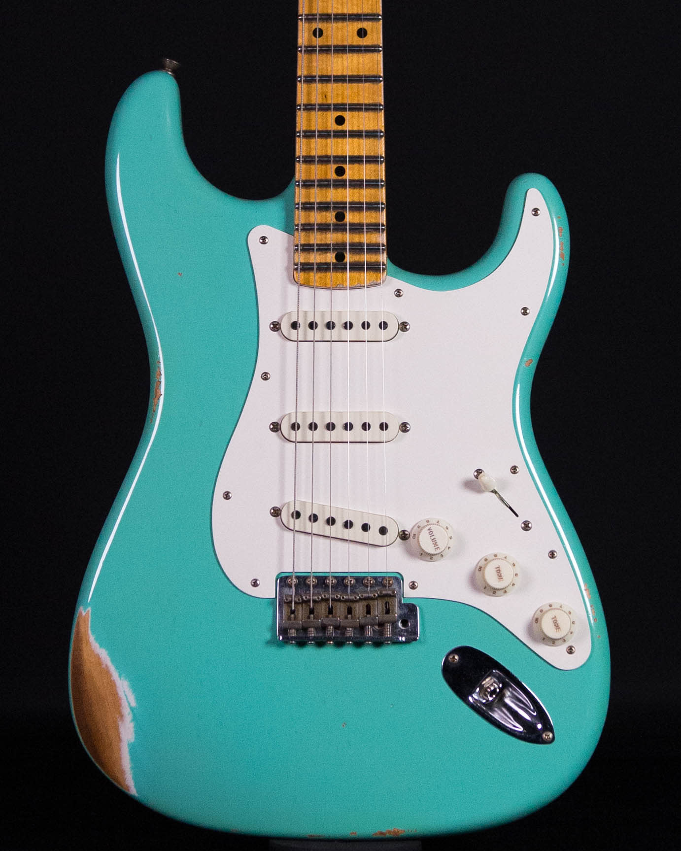 【送料無料】 Edition Limited CS Fender Fat Faded Super Relic, Strat, 50's ギター