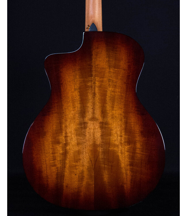 Taylor 224ce Deluxe, Shaded Edgeburst with Koa Back and Sides