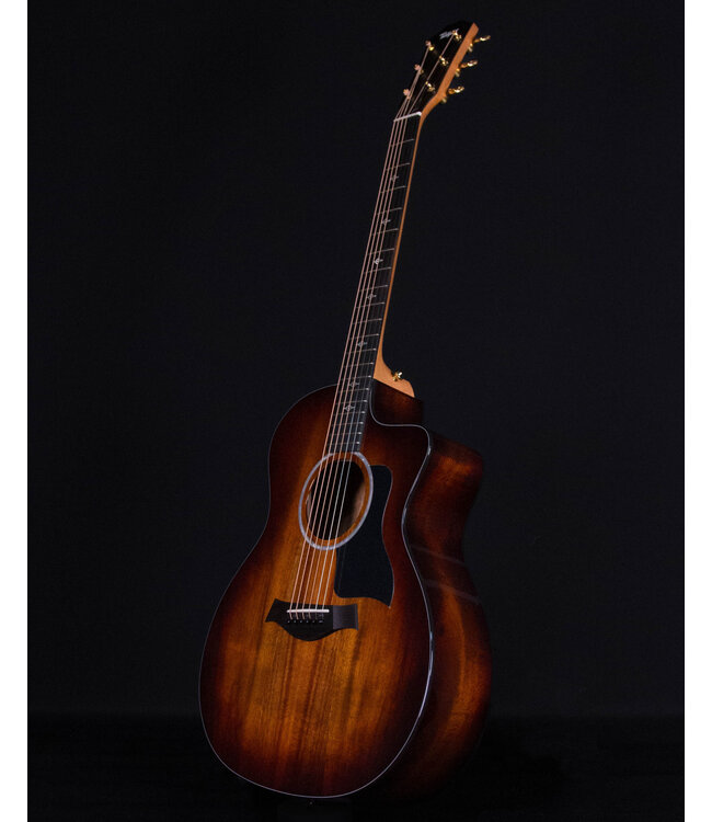 Taylor 224ce Deluxe, Shaded Edgeburst with Koa Back and Sides