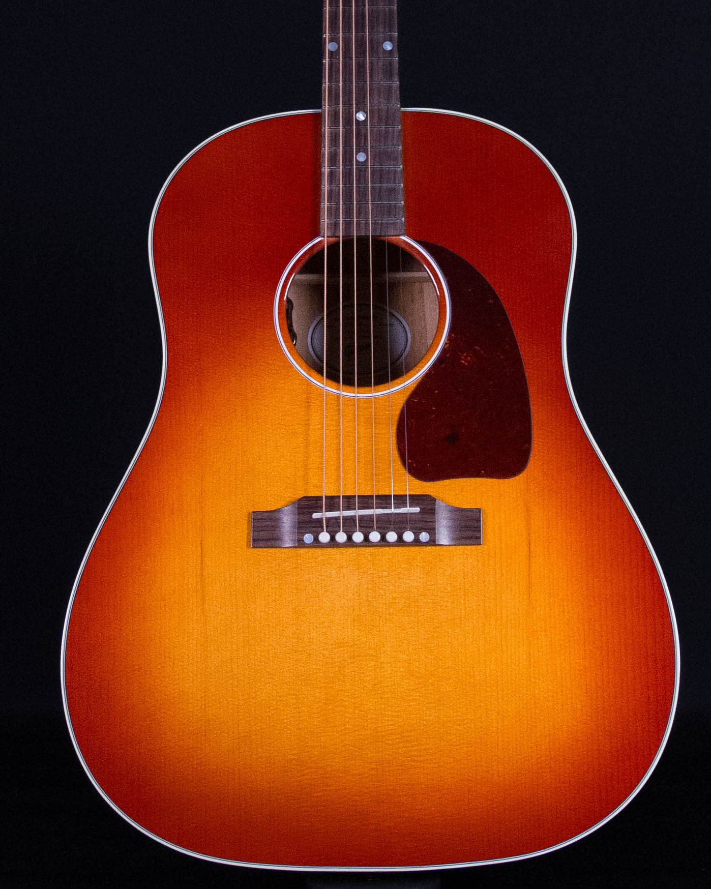 2023 Gibson J-45 Standard Vintage Sunburst | Guitar Chimp