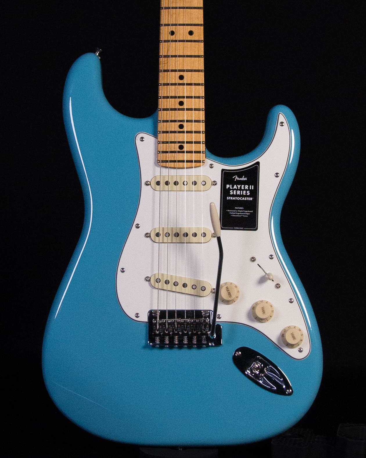 Fender Player II Stratocaster, Maple FB, Aquatone Blue Fender Player II Stratocaster, Maple FB, Aquatone Blue