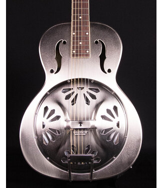 Gretsch Gretsh G9221 BobtailTM Round-Neck Acoustic / Electric Steel Body Resonator Guitar