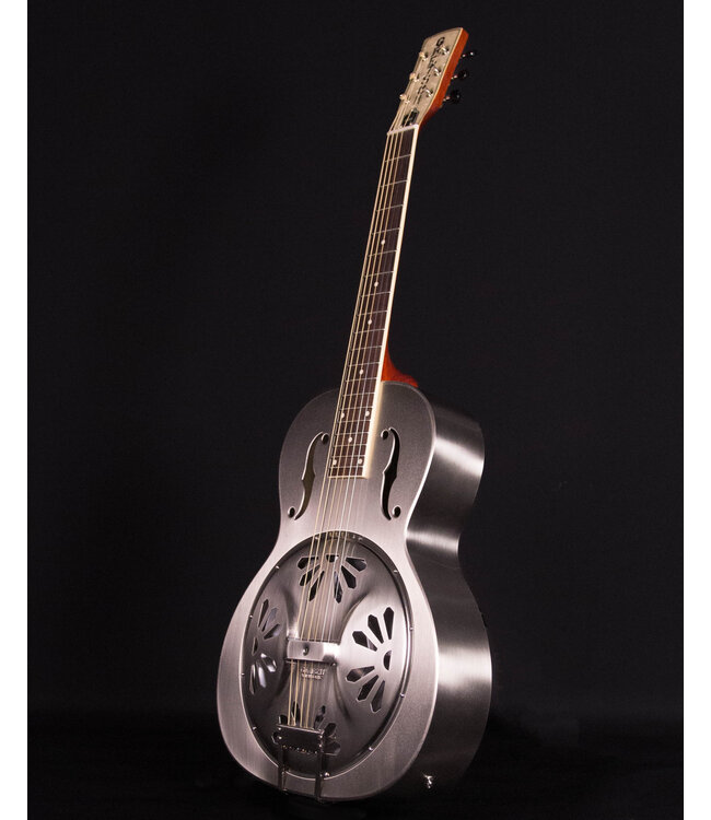 Gretsh G9221 BobtailTM Round-Neck Acoustic / Electric Steel Body Resonator Guitar