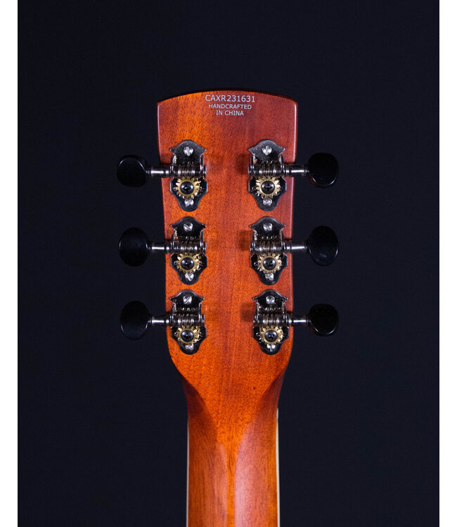 Gretsh G9221 BobtailTM Round-Neck Acoustic / Electric Steel Body Resonator Guitar