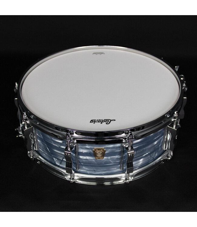 Ludwig 5" x 14" Classic Maple Snare Drum, Sky Blue Pearl
