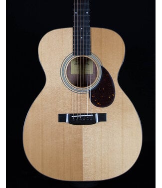 Eastman Eastman E6 OM Acoustic with Case, Natural Thermo Cured
