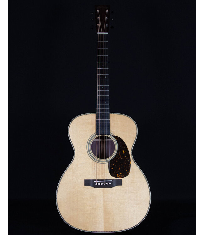 Martin 000-28 Standard Series Acoustic Guitar