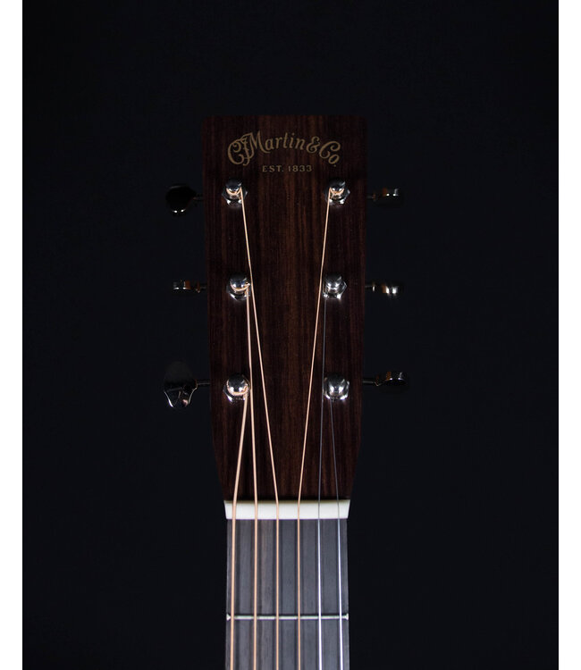 Martin 000-28 Standard Series Acoustic Guitar
