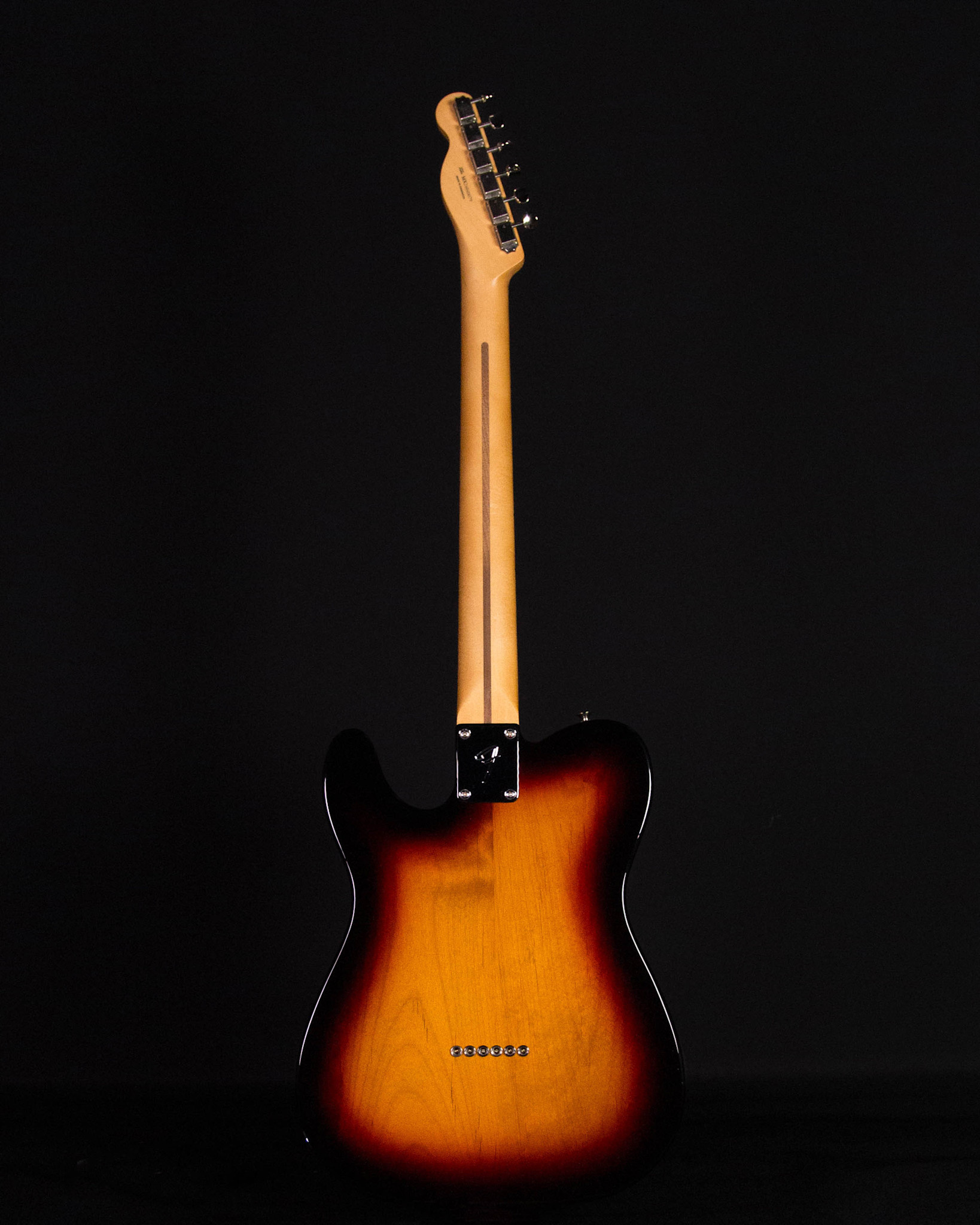 Fender Player II Telecaster, Maple FB, 3-Color Sunburst Fender Player II Telecaster, Maple FB, 3-Color Sunburst