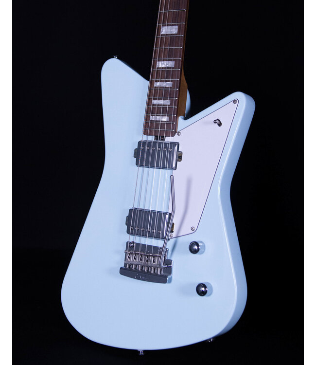 Sterling Mariposa, Daphne Blue