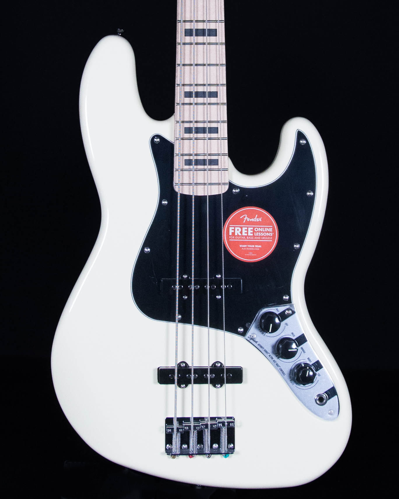 Squier Affinity Active Jazz Bass, Maple FB, Olympic White