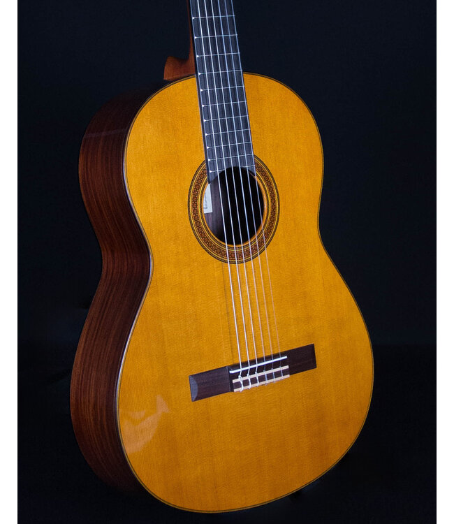 Yamaha CG182C Classical Acoustic Guitar