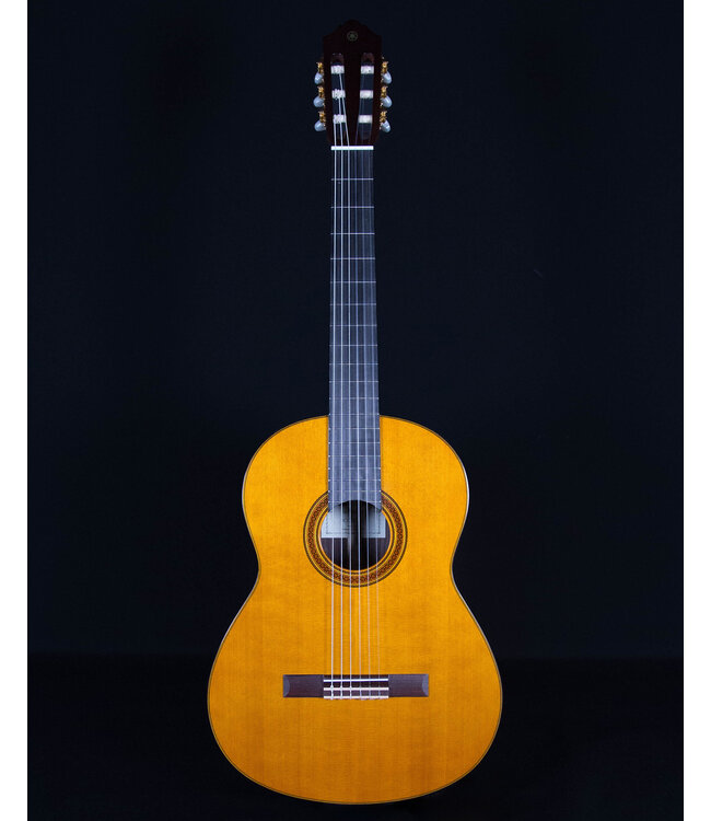 Yamaha CG182C Classical Acoustic Guitar