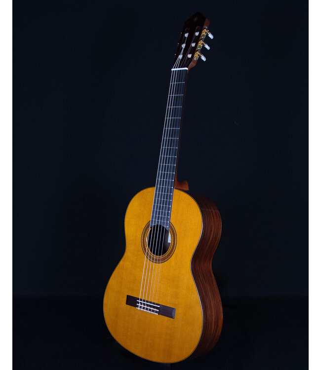 Yamaha CG182C Classical Acoustic Guitar