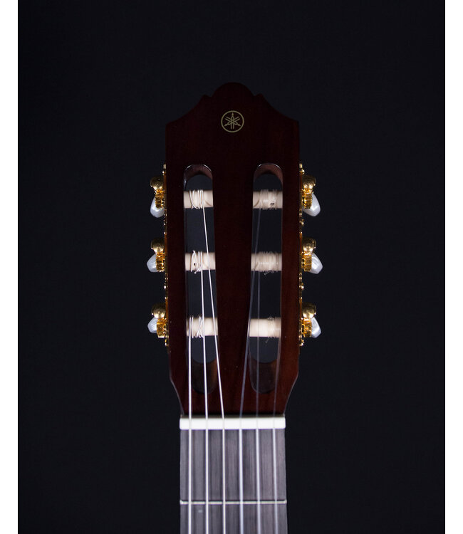 Yamaha CG182C Classical Acoustic Guitar