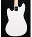 Squier Sonic Bronco Bass, Maple FB, Arctic White