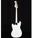 Squier Sonic Bronco Bass, Maple FB, Arctic White