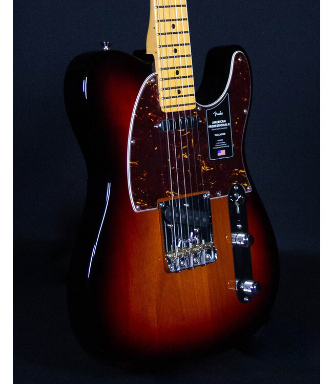 Fender American Professional II Telecaster, Maple FB, 3-Color Sunburst