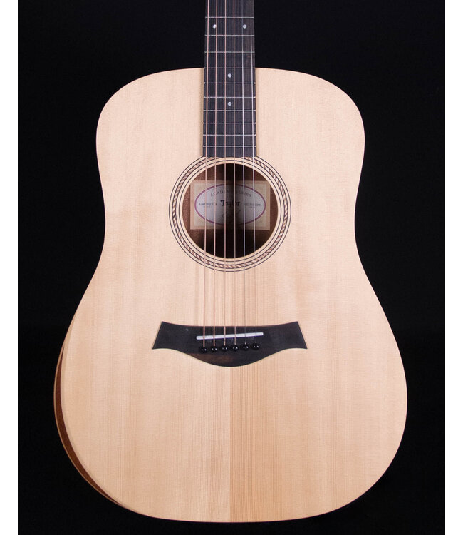 Taylor Academy 10e, Natural
